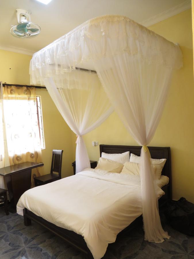 Basecha Garden Lodge Moshi Ngoại thất bức ảnh